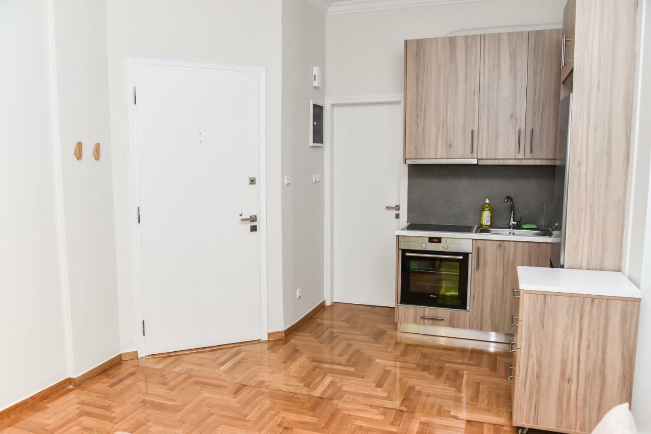 Modern Apartment At Exarchia 1 Bed 2 Pers Ateny Zewnętrze zdjęcie